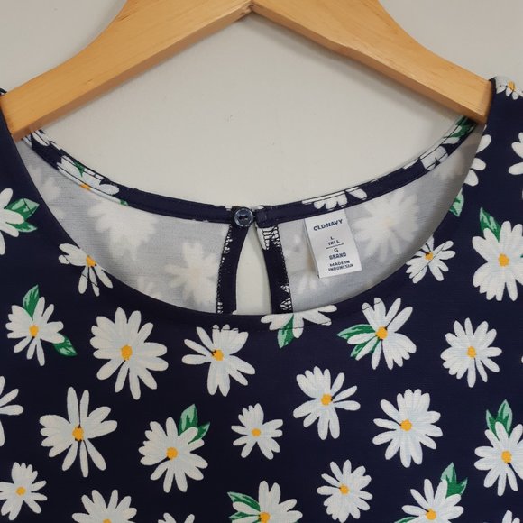 Long sleeve midi length daisy print dress - Picture 2 of 7